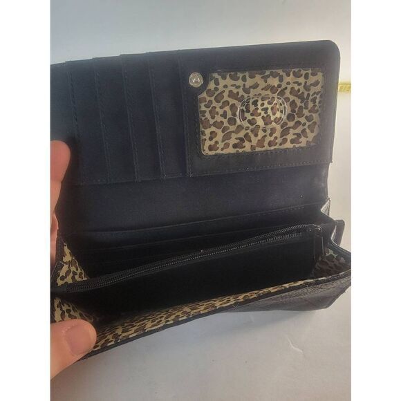 Relic by Fossil Women's Natalie Checkbook Wallet Black - Picture 3 of 6